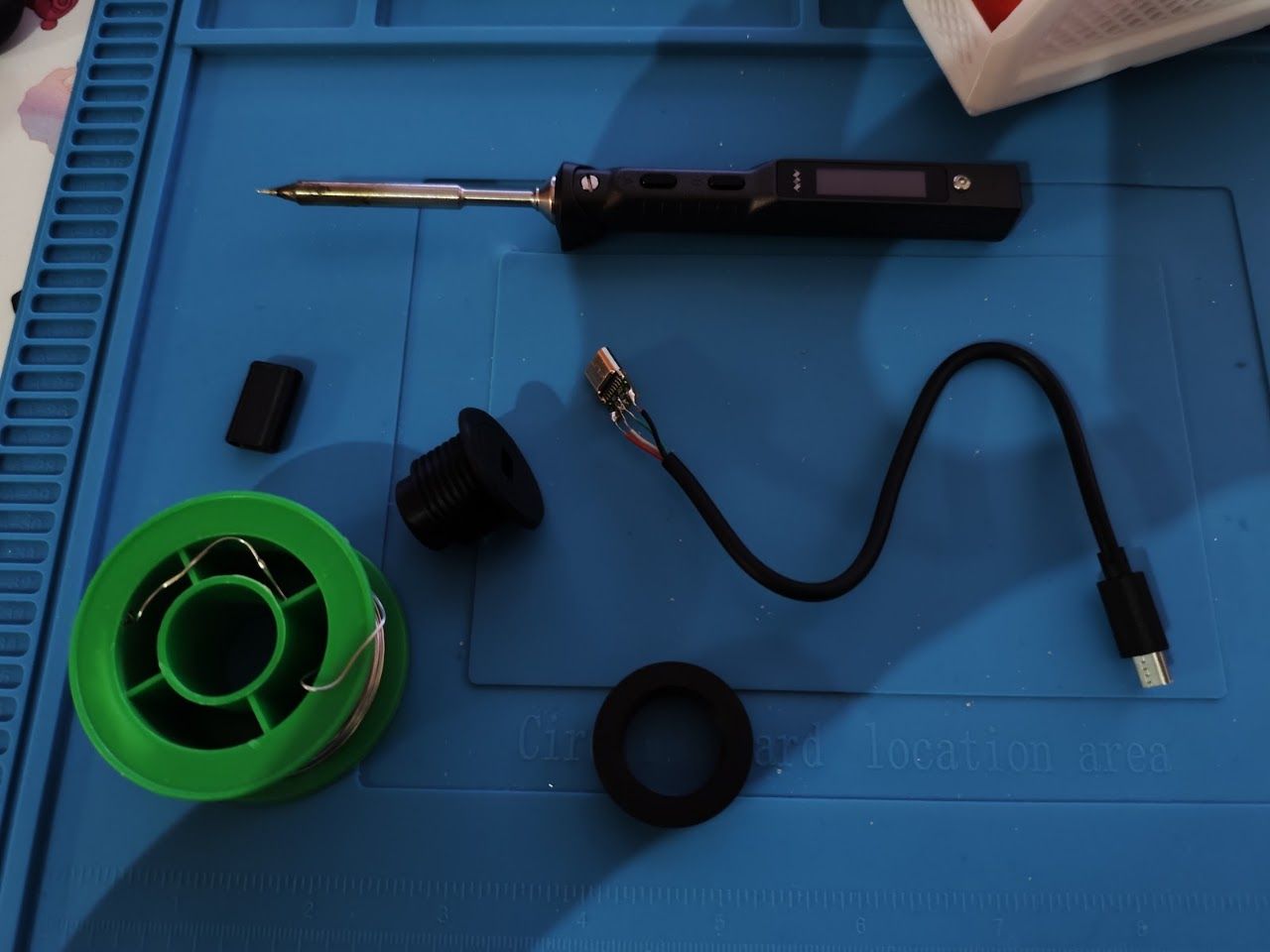 Handmade USB-C connector, the enclosure is 3D printed